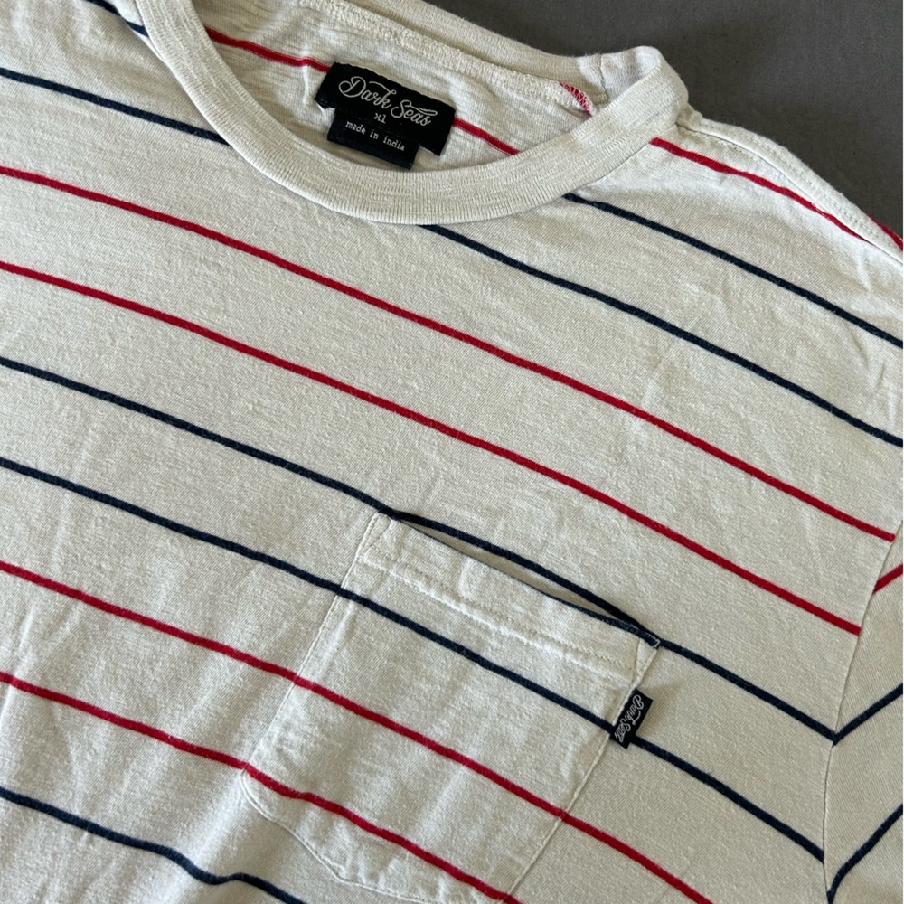 CREAM COLORED STRIPED TEE